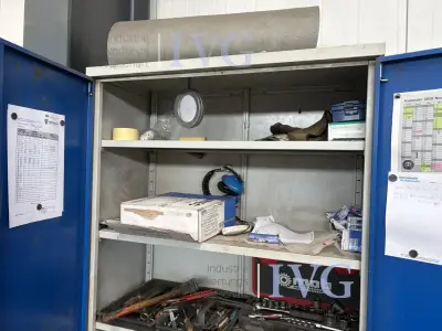 Stalen kast – kavel bij IVG, Olfen