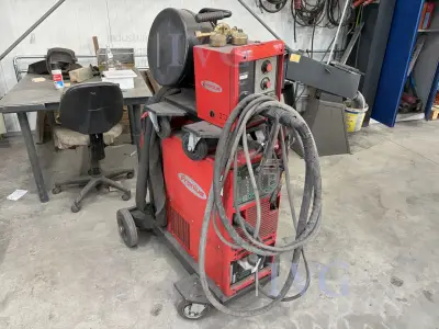 Schutzgas-Schweißgerät FRONIUS Trans Puls Synergic 3200 – kavel bij IVG, Olfen