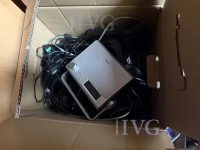 Oude IT-apparatuur – kavel bij IVG, Winsen (Aller)