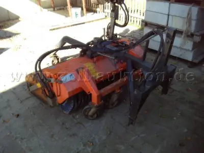 1 Kehrmaschine, Hersteller Tuchel, Typ: P1135HD560 – kavel bij Zoll-Auktion, Bernried