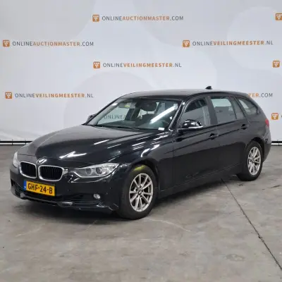 Personenauto, BMW, 3-serie Touring, 320i xDrive High Executive, 2014 – kavel bij Domeinen Roerende Zaken, Soesterberg