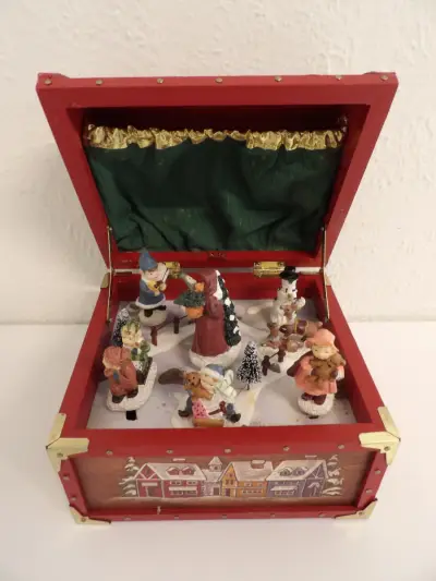 Vintage houten kerstmuziekdoos – kavel bij De Kringwinkel, Leopoldsburg