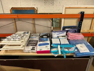 40x Partij zwembadartikelen, zwembadonderhoud en diverse accessoires W.o. Intex – kavel bij Onlineveilingmeester, Hoogeveen