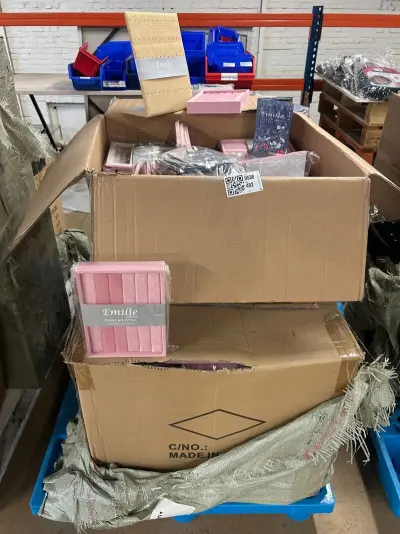 Pallet luxe sieradenboxen, -opbergers, -displays – kavel bij Onlineveilingmeester, Hoogeveen