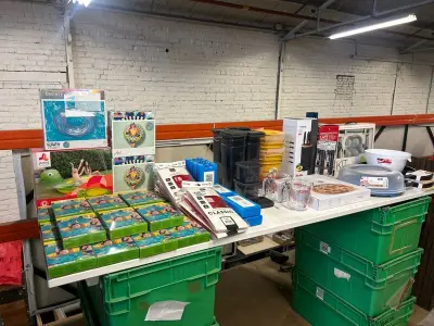 40x Zomer-, huishoud- en keukenartikelen W.o. Bestway, Homla, Pyrex – kavel bij Onlineveilingmeester, Hoogeveen
