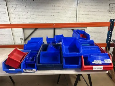 Partij kratten – kavel bij Onlineveilingmeester, Hoogeveen