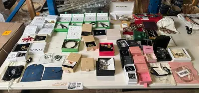 46x Sieraden, horloges en accessoires W.o. BYBORN, Cainté, Inès Rochinha, Massimo Dutti, Heideman en BSKIND – kavel bij Onlineveilingmeester, Hoogeveen