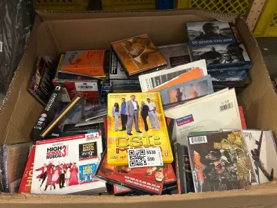 Partij media en entertainment w.o. dvd's, cd's – kavel bij Onlineveilingmeester, Hoogeveen