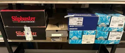 7x Diverse schoenen w.o. veiligheidsschoenen W.o. Birkenstock, Safeway, Portwest en Slipbuster – kavel bij Onlineveilingmeester, Hoogeveen