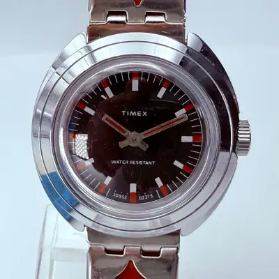Vintage Mechanisch Timex Horloge met Originele Doos en Papieren – kavel bij Onlineveilingmeester