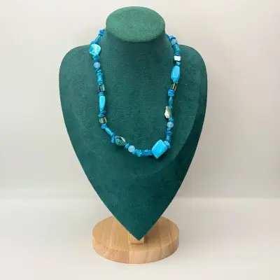 Collier lapis lazuli, gepolijst parelmoer en agaat – kavel bij Onlineveilingmeester