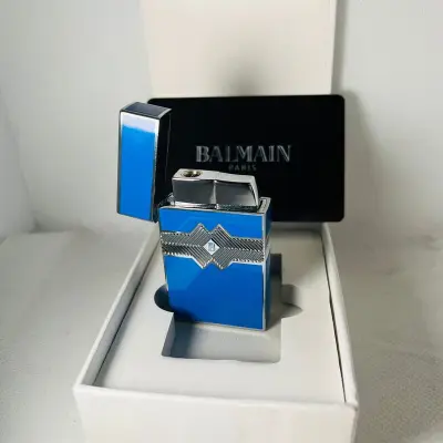 Balmain Paris aansteker - Limited edition blue & silver – kavel bij Onlineveilingmeester