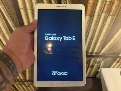 1 Samsung Tablet Galaxy Tab E – kavel bij Hammertime