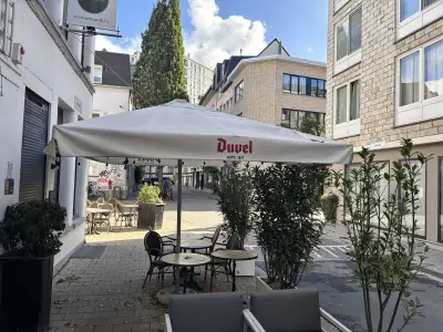 1 Parasol Getekend Duvel – kavel bij Hammertime