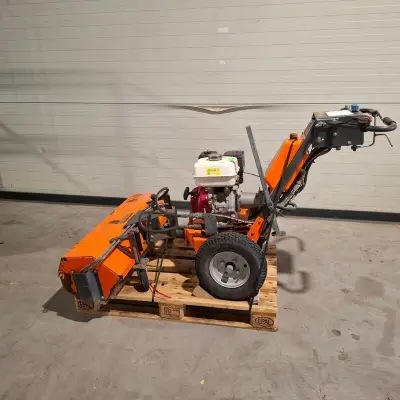 Veegmachine hydraulisch 100cm benzine Kersten, K2000G, bouwjaar 2018 – kavel bij Onlineveilingmeester, Heerenveen