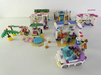LEGO Friends - uitgebreide bouwset met gebouwen en accessoires – kavel bij De Kringwinkel, Heverlee
