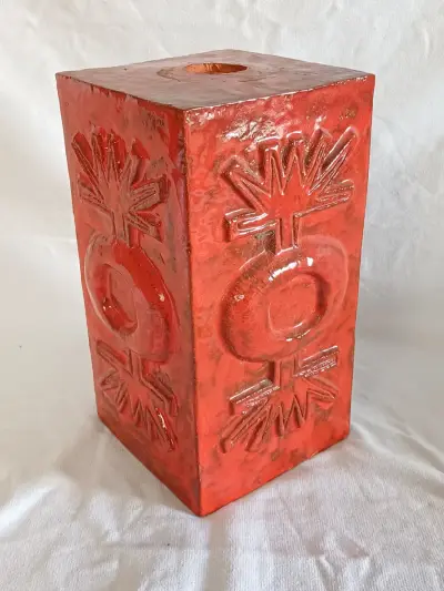 Vintage rode keramieken plantenstaander – kavel bij De Kringwinkel, Oudenaarde