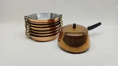 Koperen set keukengerei – kavel bij De Kringwinkel, Zottegem