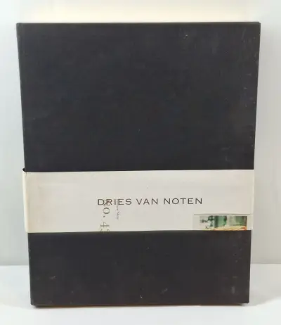 Dries Van Noten 01–50: A Golden Anniversary - Modeboek – kavel bij De Kringwinkel, Geraardsbergen