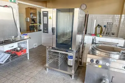 Ehem. Papierfabrik Feldmühle - Büro, Kantine und Werkstatt – veiling bij Aurena, Uetersen