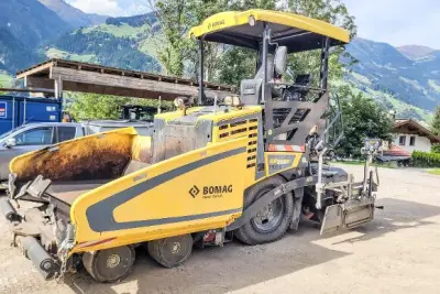 Rad-Straßenfertiger Bomag – veiling bij Aurena, Ramsau