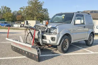 Fahrzeuge, Maschinen und Sammlerstücke – veiling bij Aurena, Grunddorf