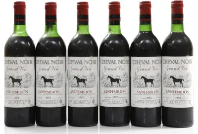 Mähler-Besse Cheval Noir 1982 (6 × 0,75 l) – kavel bij Koppe & Partner Weinauktionen, Bremen