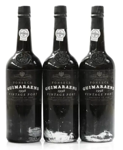 Fonseca Vintage Port Guimaraens 1998 (3 × 0,75 l) – kavel bij Koppe & Partner Weinauktionen, Bremen