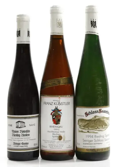 Weingut Franz Künstler Hochheimer Hölle Riesling Spätlese 1995 (0,75 l) – kavel bij Koppe & Partner Weinauktionen, Bremen