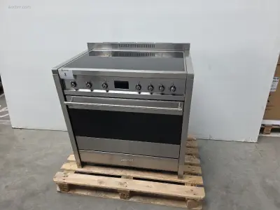 Fornuis Smeg A1PYID-9 – kavel bij Auctim, Aartselaar