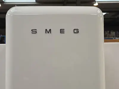 Koel/vries combinatie Smeg FAB32LWH5 – kavel bij Auctim, Aartselaar