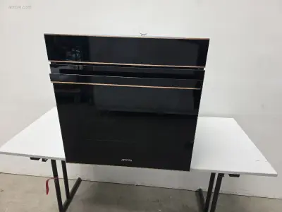 Oven Smeg SFP6604WTPNR – kavel bij Auctim, Aartselaar