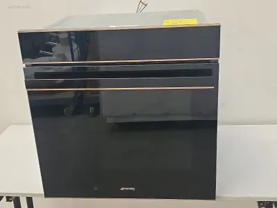 Oven Smeg SFP6604WTPNR – kavel bij Auctim, Aartselaar