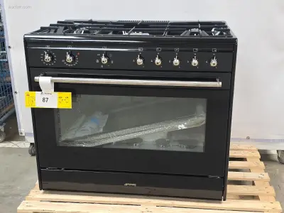 Fornuis Smeg CX91GMBL – kavel bij Auctim, Aartselaar