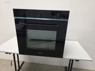 Oven Smeg SF64M3TB – kavel bij Auctim, Aartselaar