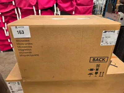 Microgolfoven Smeg FMI120G – kavel bij Auctim, Aartselaar