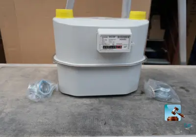 meter – kavel bij Clicpublic, Charleroi