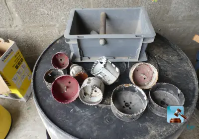 Set gatzagen – kavel bij Clicpublic, Wavre