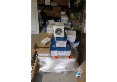 Set badkamerventilatoren met transformatoren – kavel bij Clicpublic, Charleroi