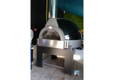 Pizza-oven – kavel bij Clicpublic, Tubize