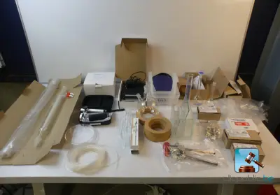 Partij laboratoriumapparatuur – kavel bij Clicpublic, Nivelles
