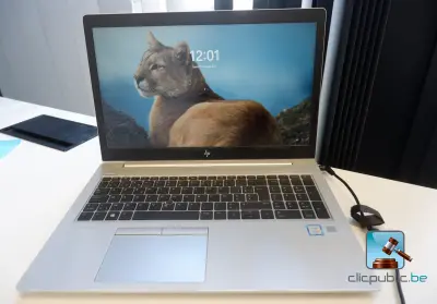 Laptopcomputer – kavel bij Clicpublic, Charleroi