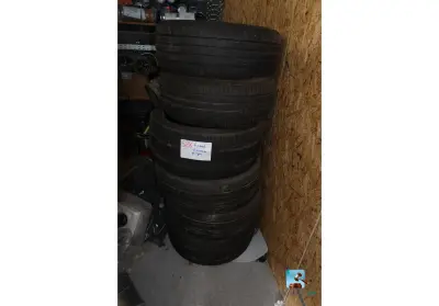 Set banden – kavel bij Clicpublic, Charleroi