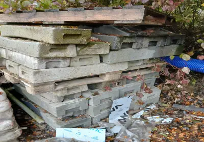 Heras betonvoet voor bouwhek – kavel bij Clicpublic, Arlon