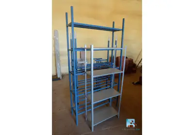 Set van planken – kavel bij Clicpublic, Orp