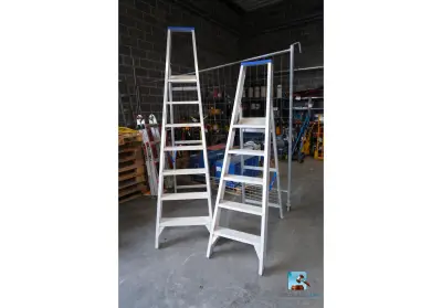 Set trapladders – kavel bij Clicpublic, Charleroi