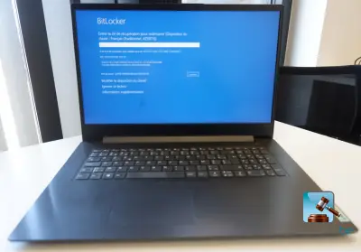Laptopcomputer – kavel bij Clicpublic, Charleroi
