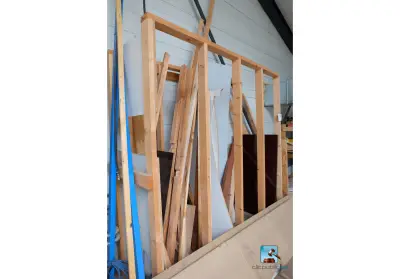 Hout Varia – kavel bij Clicpublic, Verviers