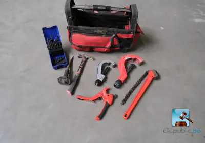 Toolkit – kavel bij Clicpublic, Nivelles