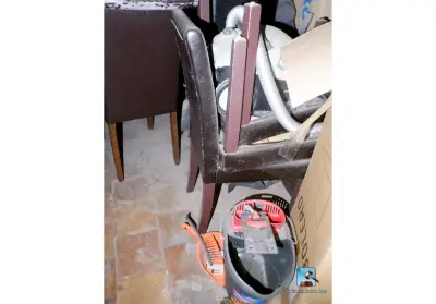 Set van stoelen – kavel bij Clicpublic, Verviers
